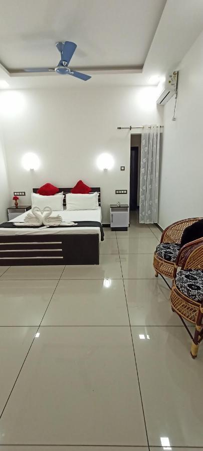 Telma Beach Homestay Марарикулам Экстерьер фото